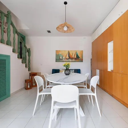 בית נופש Azure By Barbarhouse *