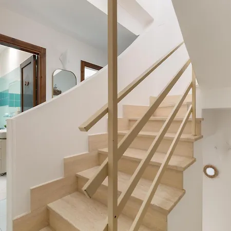 Azure By Barbarhouse * אוטרנטו