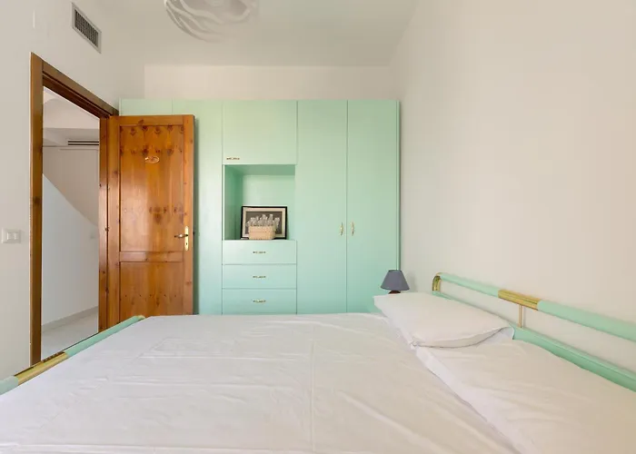 Azure By Barbarhouse *