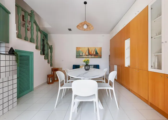 بيت للعطل Azure By Barbarhouse *