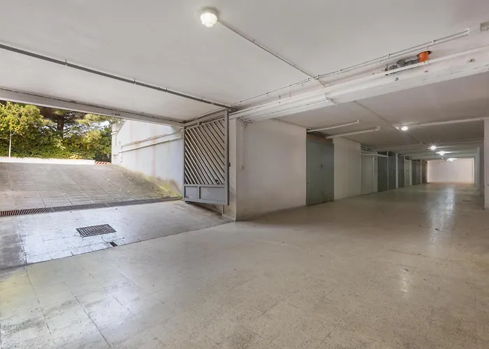 Azure By Barbarhouse